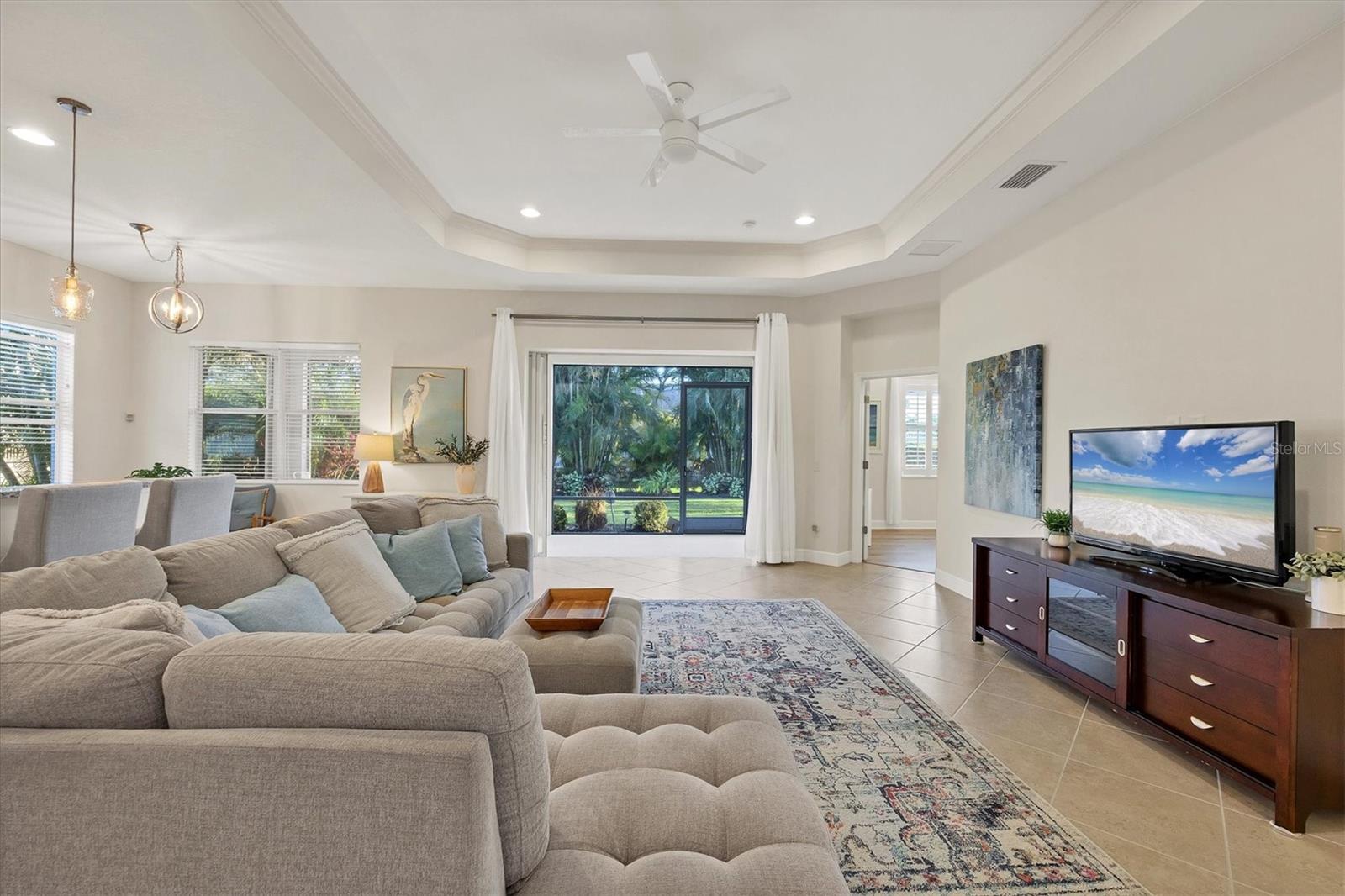 Image 18 of 67 For 4623 Claremont Park Drive