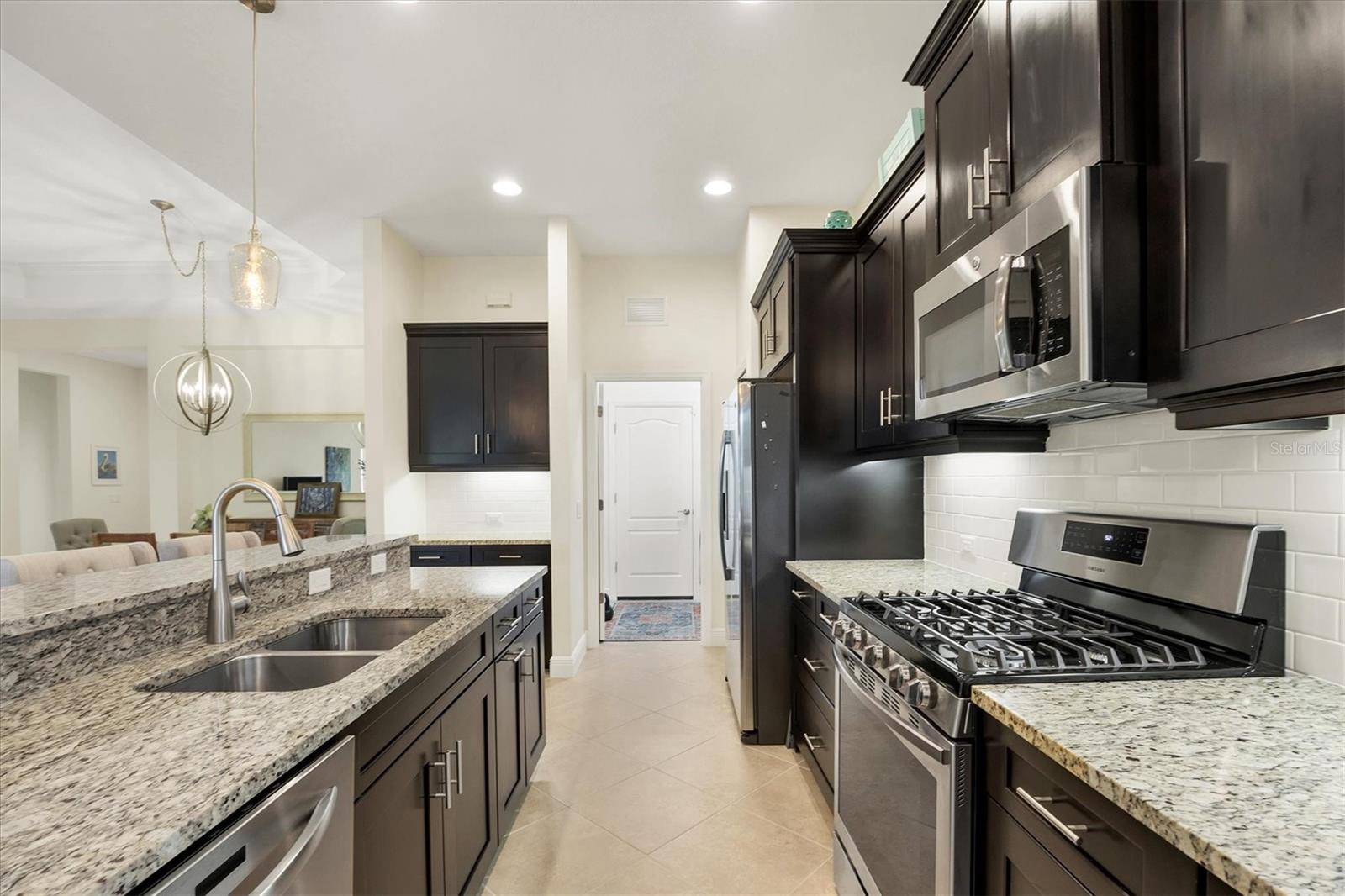Image 26 of 67 For 4623 Claremont Park Drive