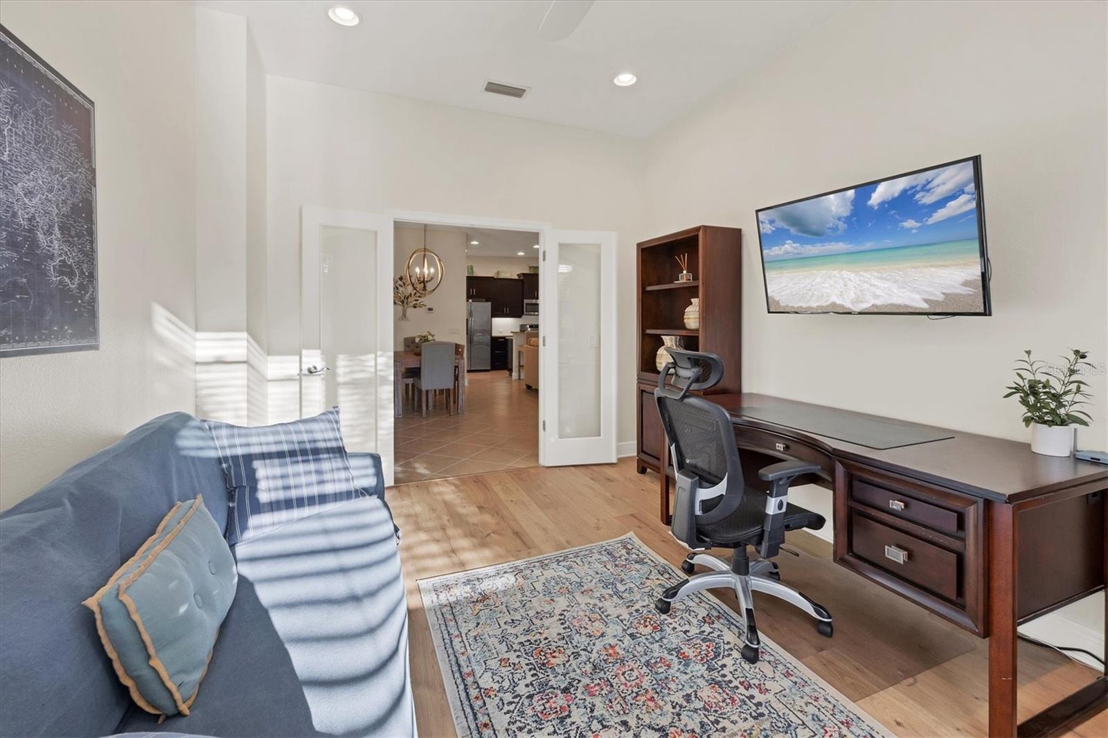Image 31 of 67 For 4623 Claremont Park Drive