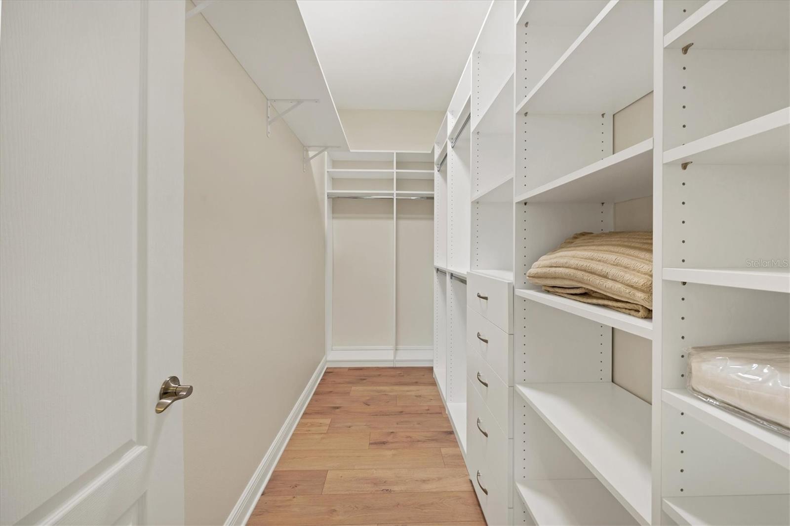 Image 34 of 67 For 4623 Claremont Park Drive