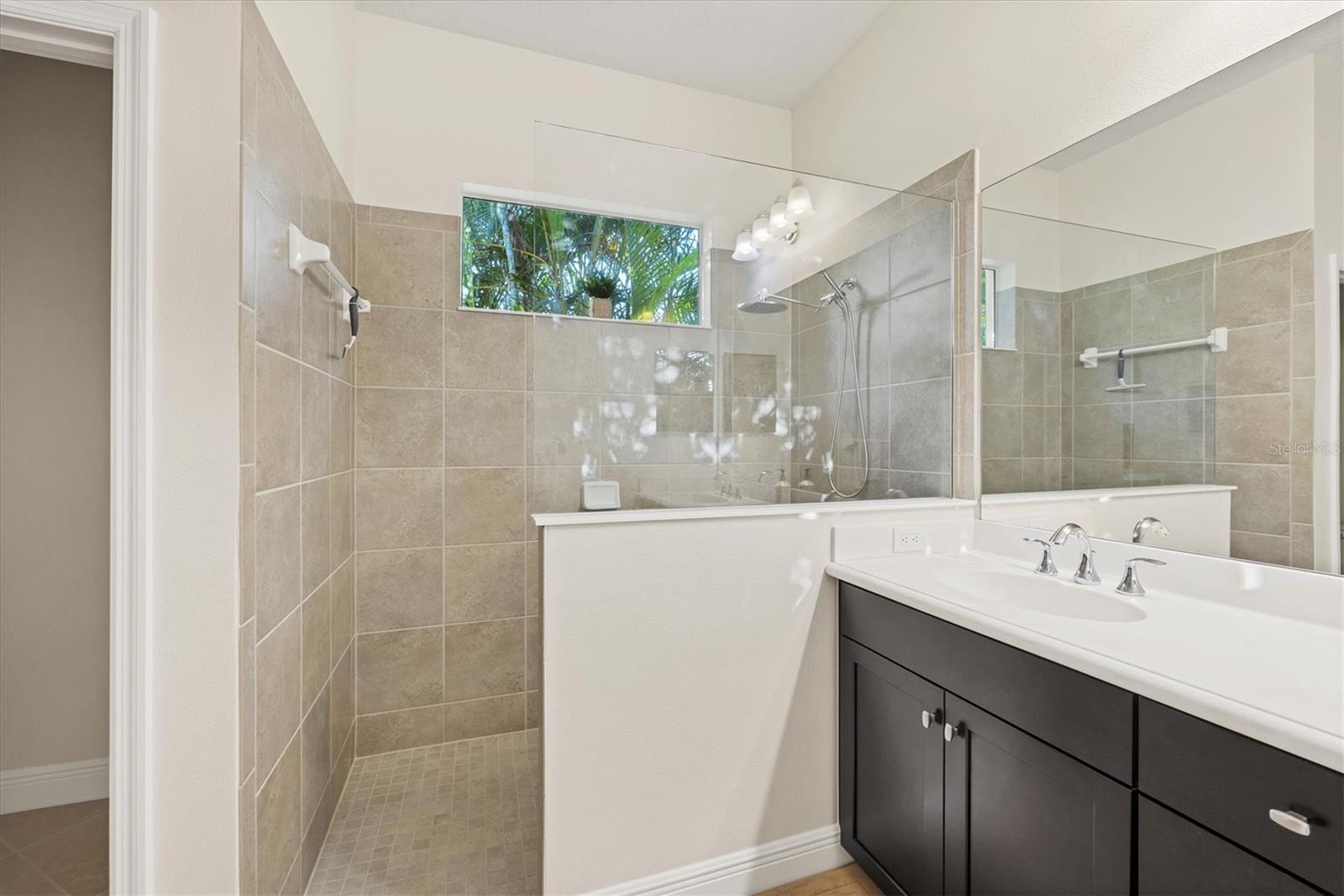 Image 36 of 67 For 4623 Claremont Park Drive