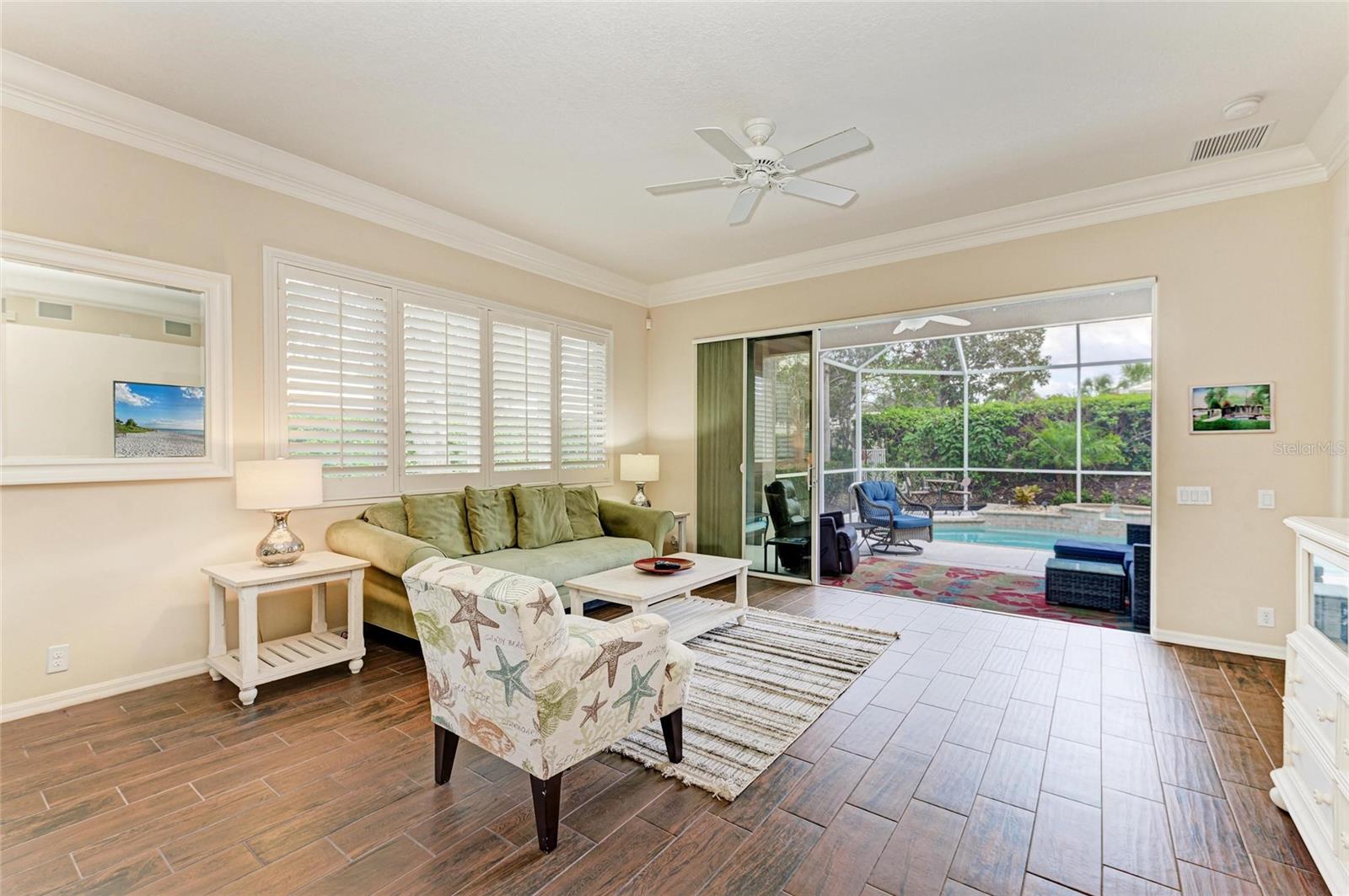 Image 13 of 100 For 8782 49th Terrace E