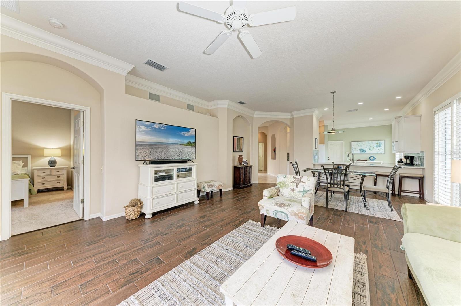 Image 15 of 100 For 8782 49th Terrace E