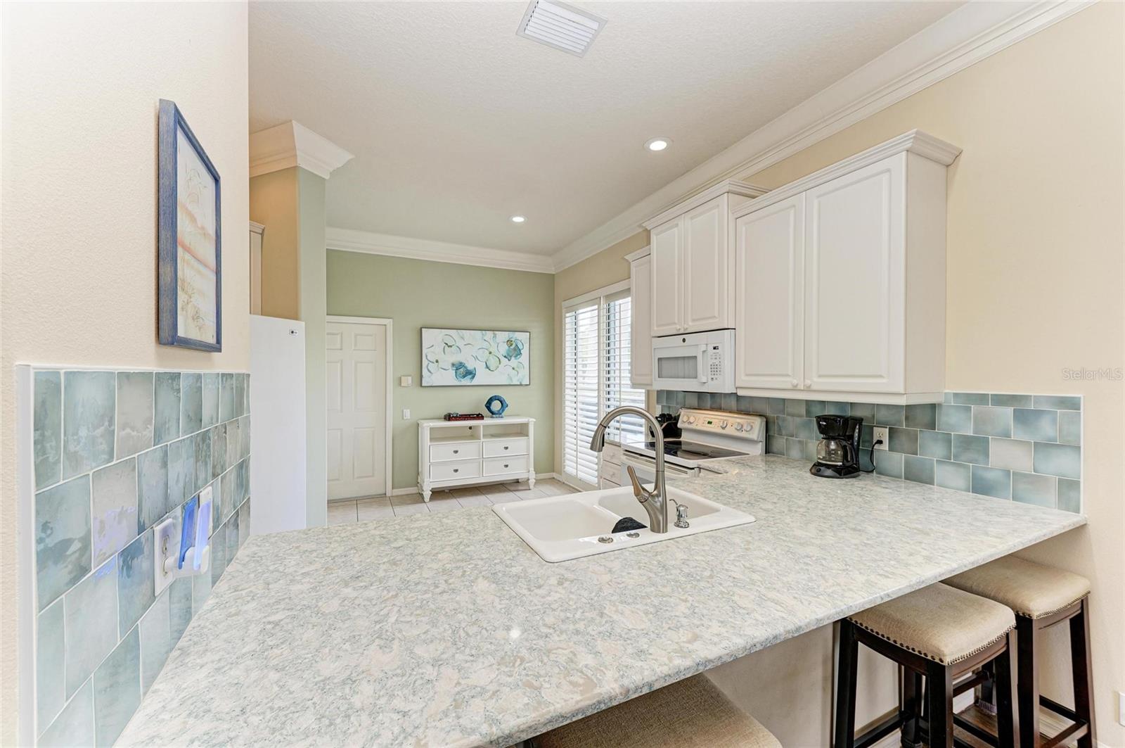 Image 17 of 100 For 8782 49th Terrace E