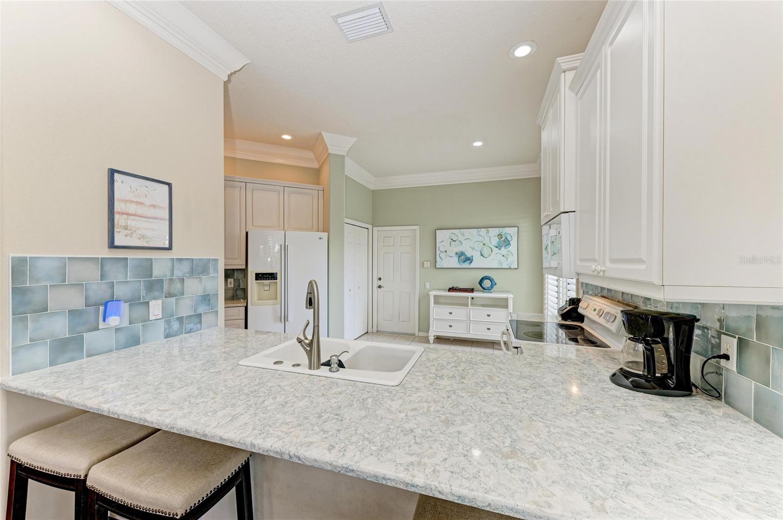 Image 18 of 100 For 8782 49th Terrace E