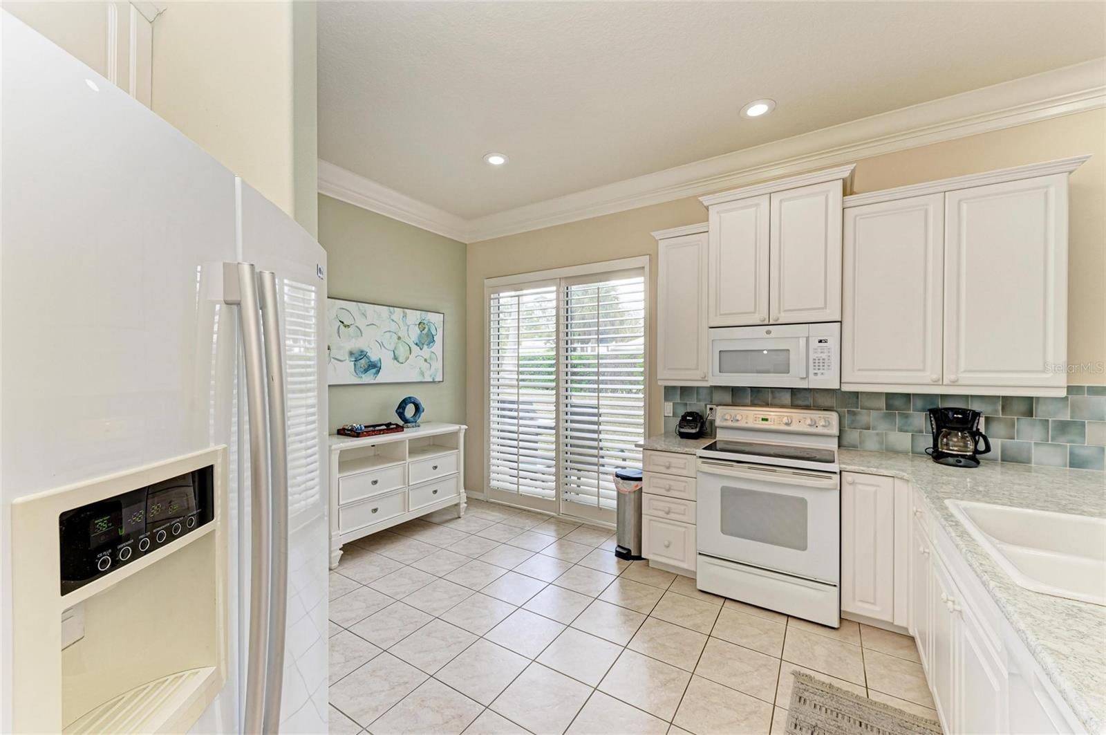 Image 19 of 100 For 8782 49th Terrace E