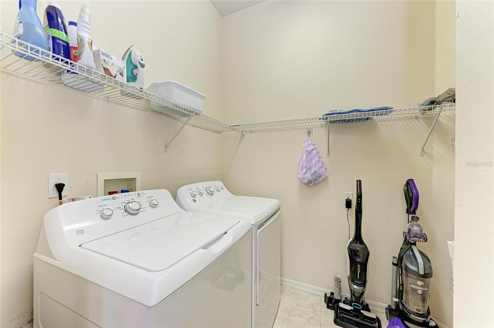 Image 37 of 100 For 8782 49th Terrace E