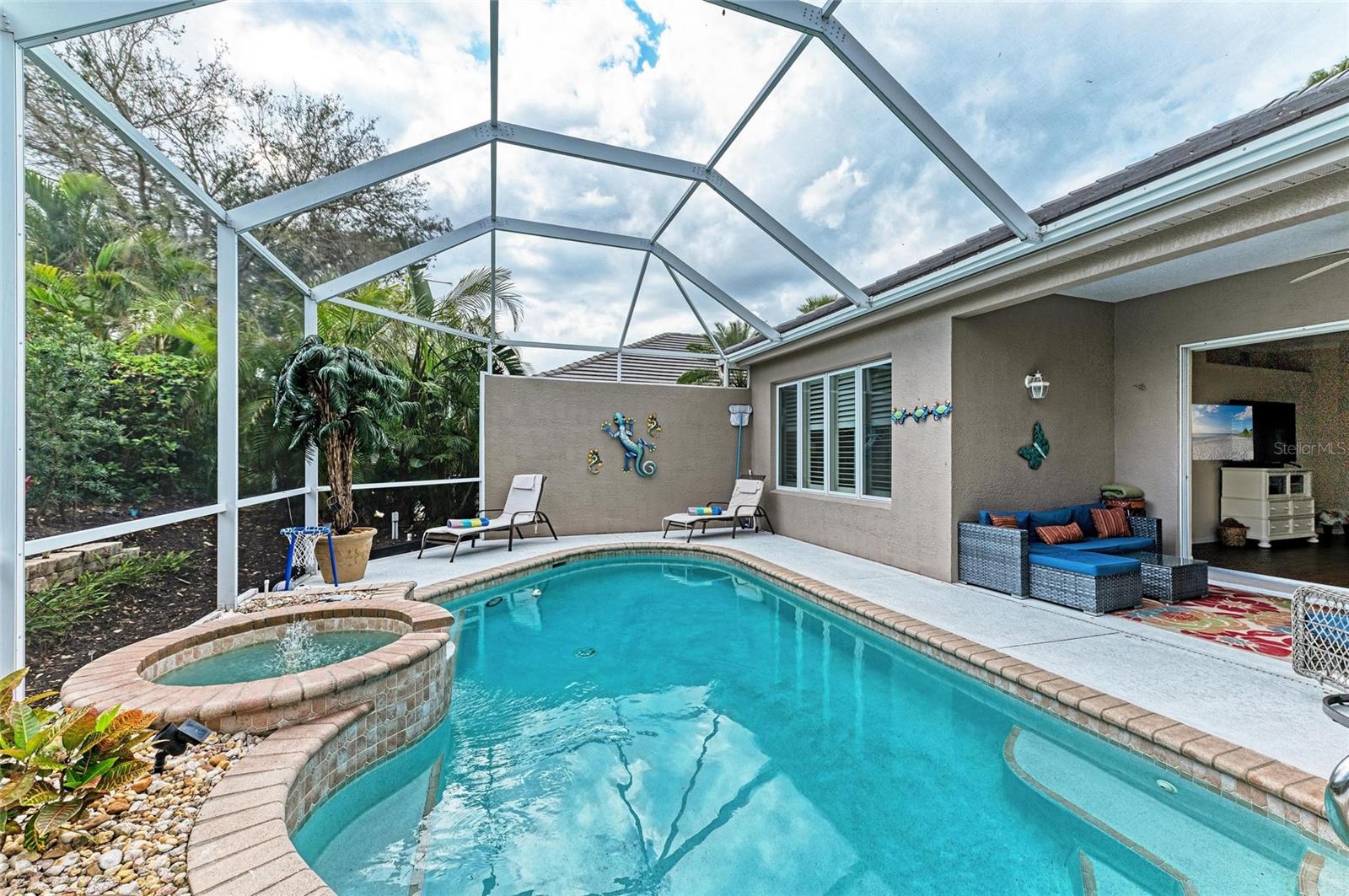 Image 42 of 100 For 8782 49th Terrace E
