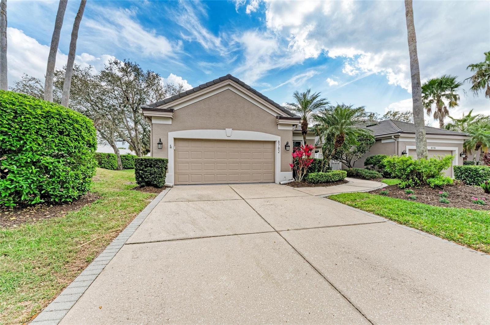 Image 6 of 100 For 8782 49th Terrace E