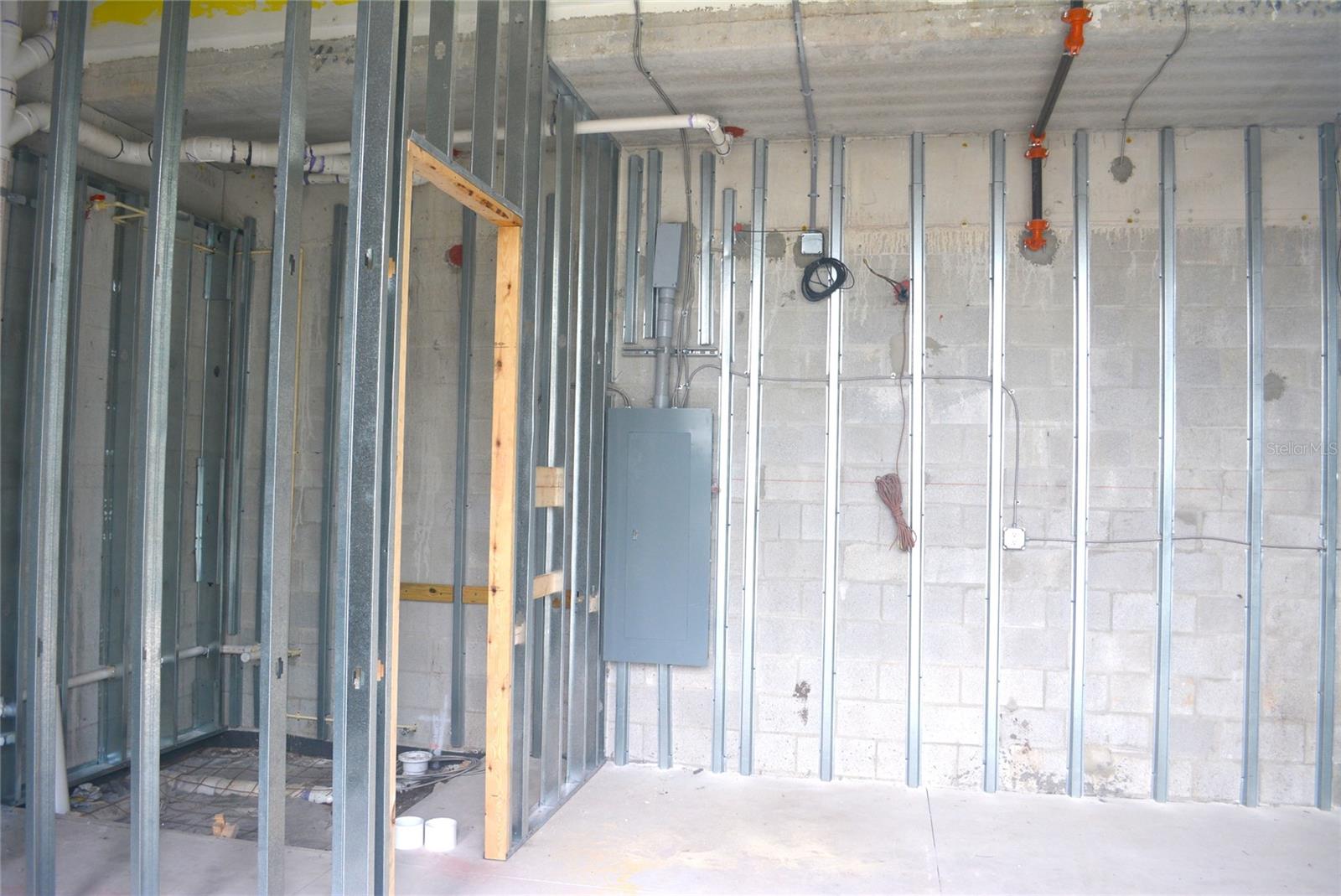 Image 11 of 20 For 1558 4th Street 104