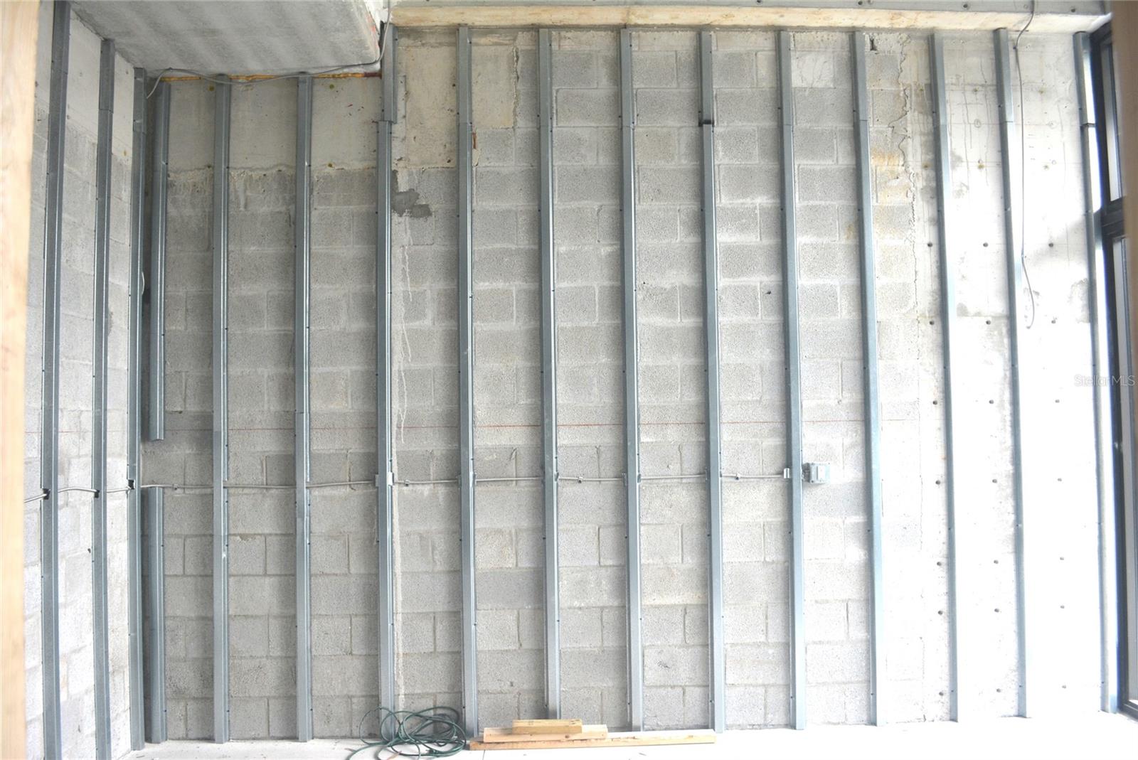 Image 15 of 20 For 1558 4th Street 104