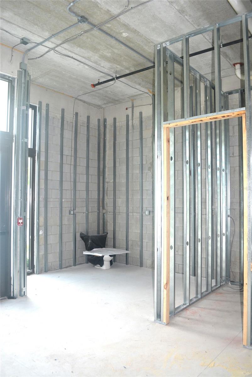 Image 9 of 20 For 1558 4th Street 104