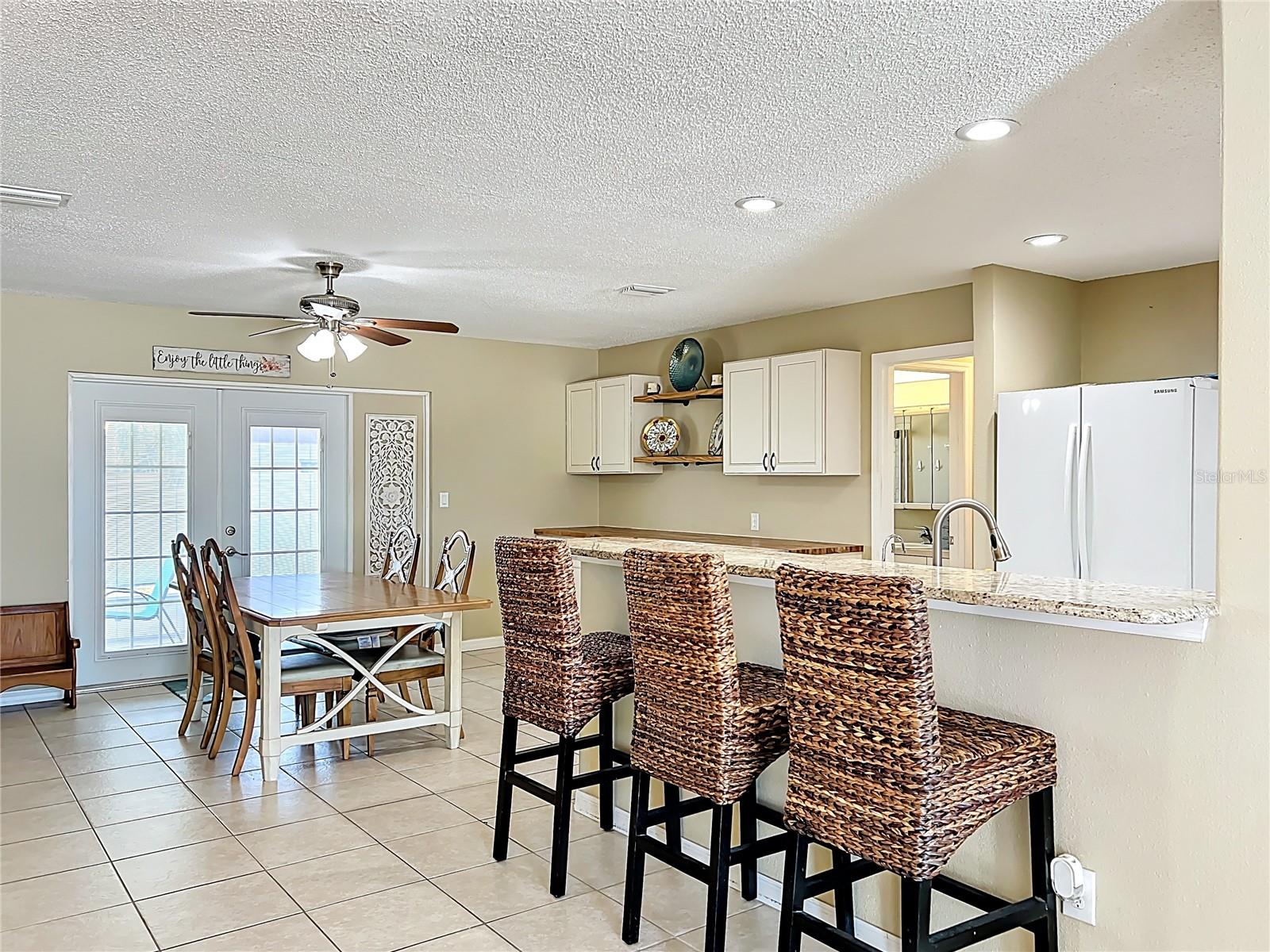 Image 15 of 65 For 4120 Shamrock Drive