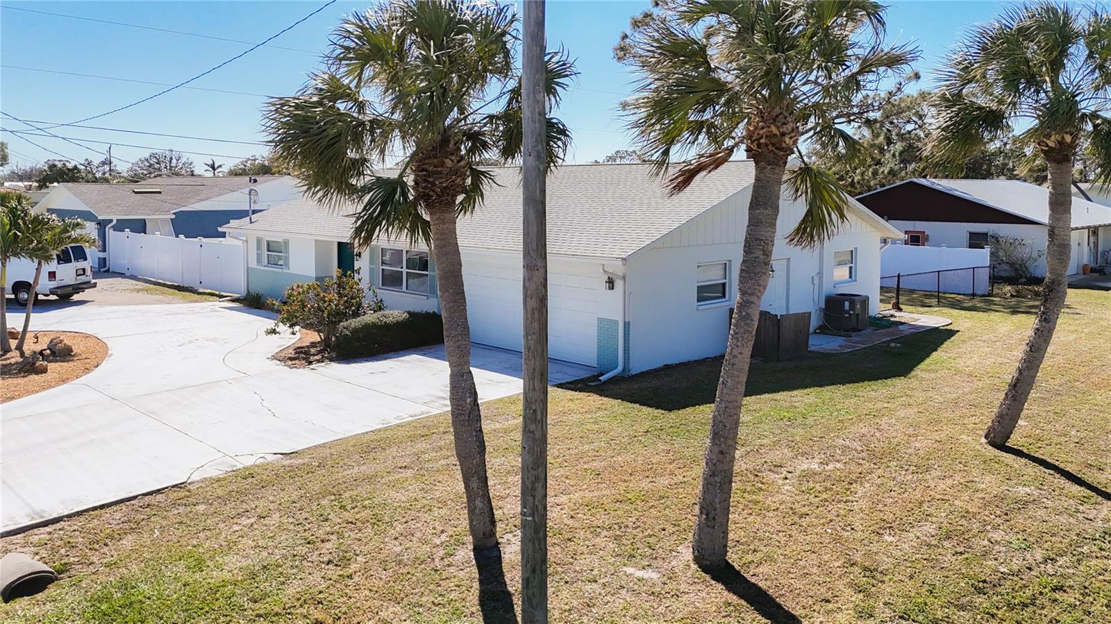 Image 3 of 65 For 4120 Shamrock Drive