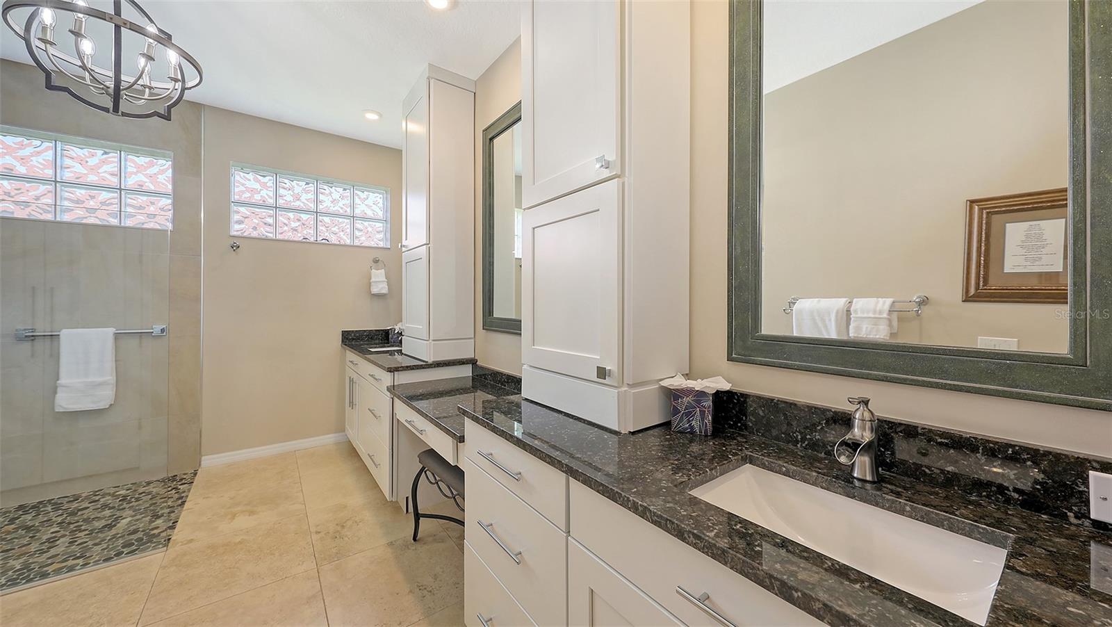 Image 14 of 46 For 6621 The Masters Avenue