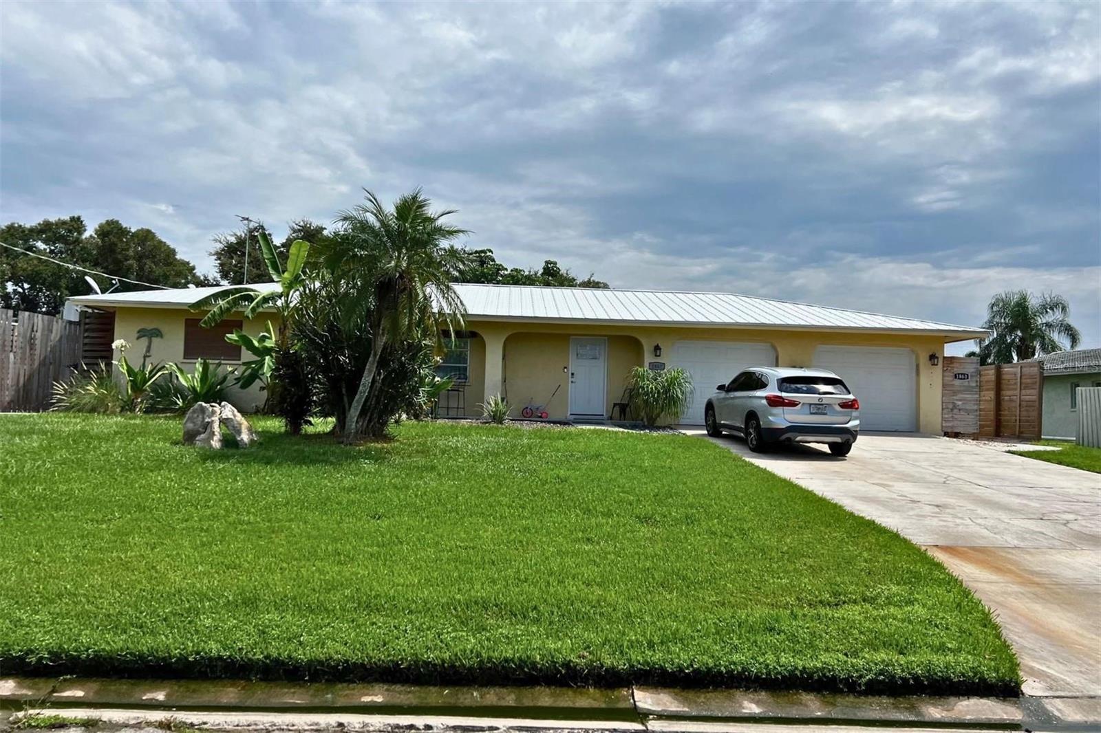 Details for 1860 Southpointe Drive, SARASOTA, FL 34231