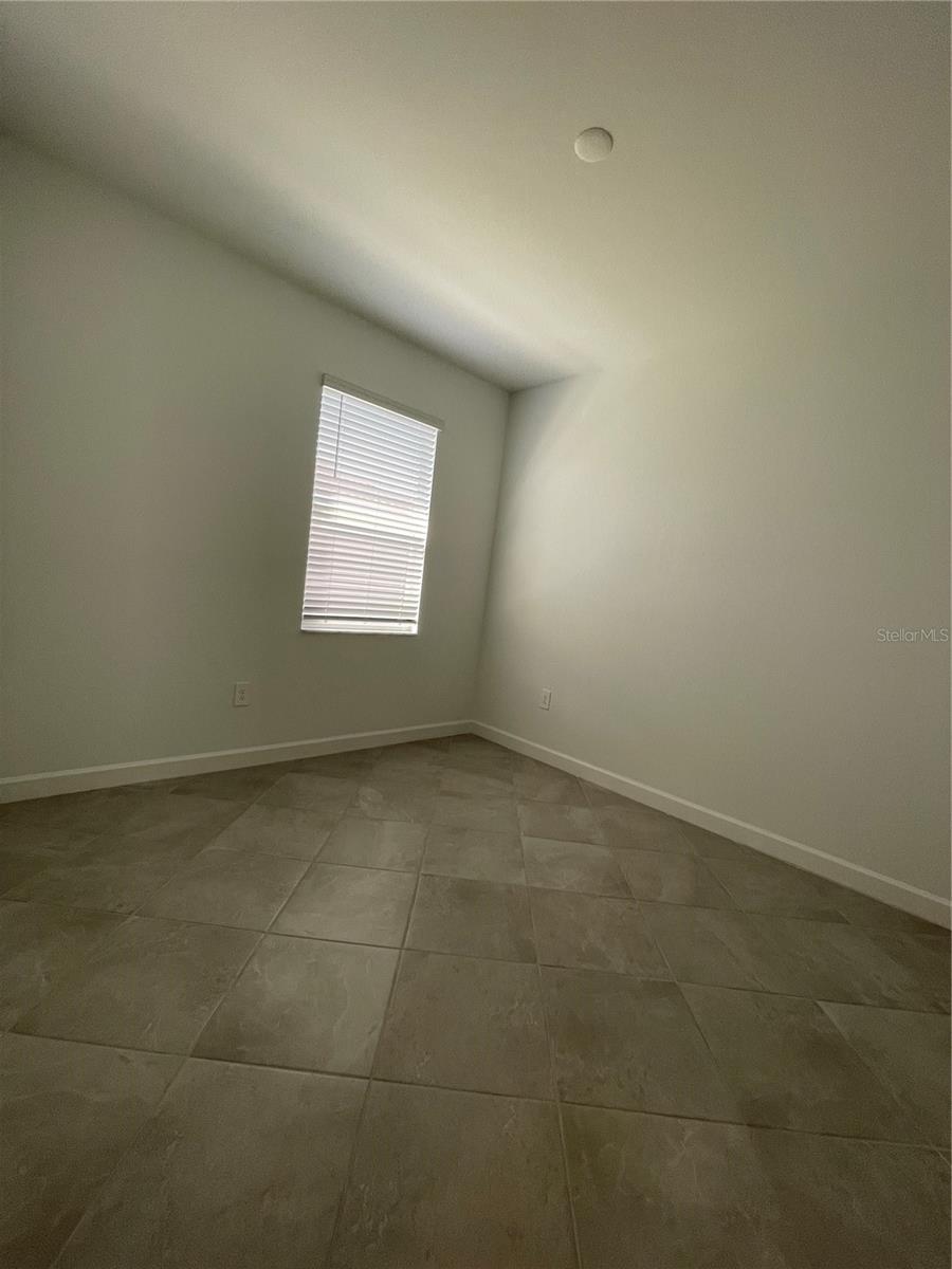 Image 21 of 35 For 8728 Saint Kitts Circle