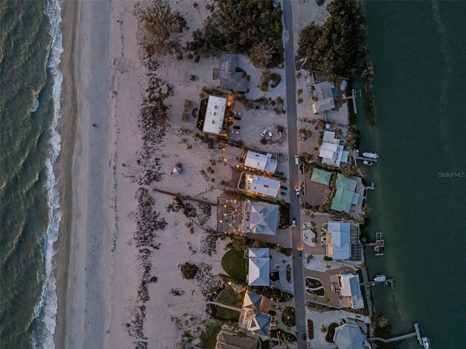 Image 87 of 100 For 412 Casey Key Road