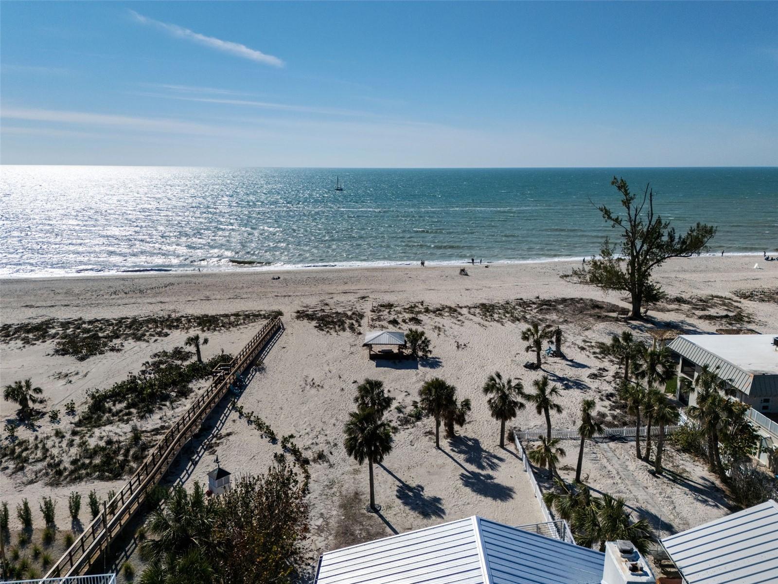 Image 88 of 100 For 412 Casey Key Road