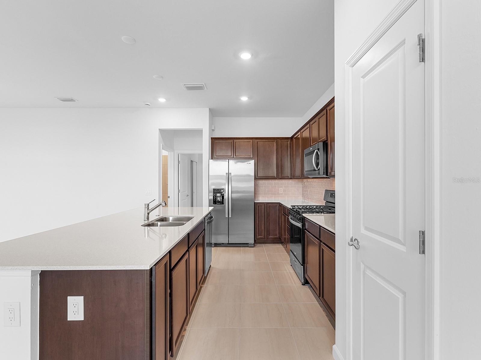 Image 13 of 50 For 6253 Fish Eagle Court