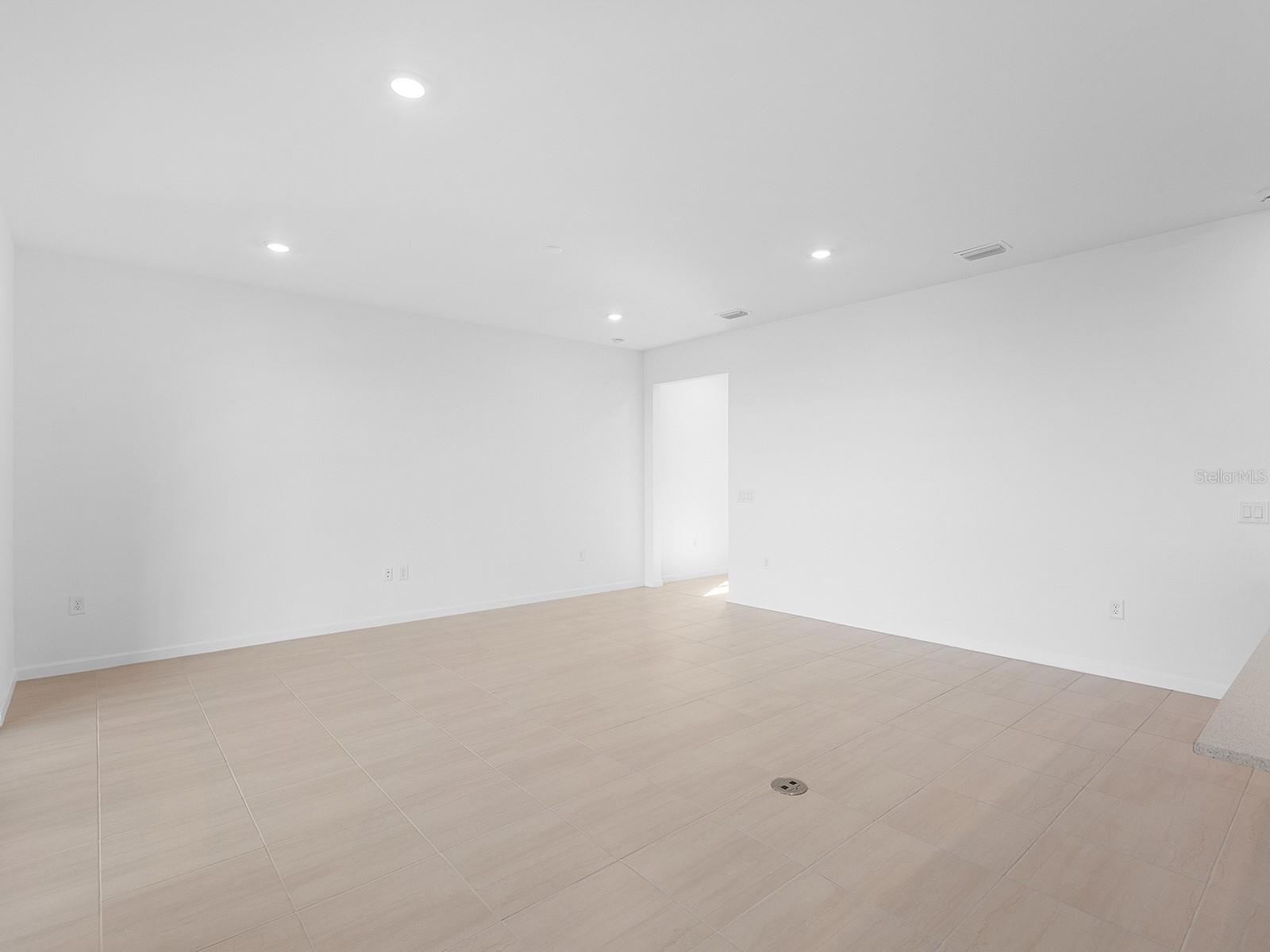 Image 6 of 50 For 6253 Fish Eagle Court