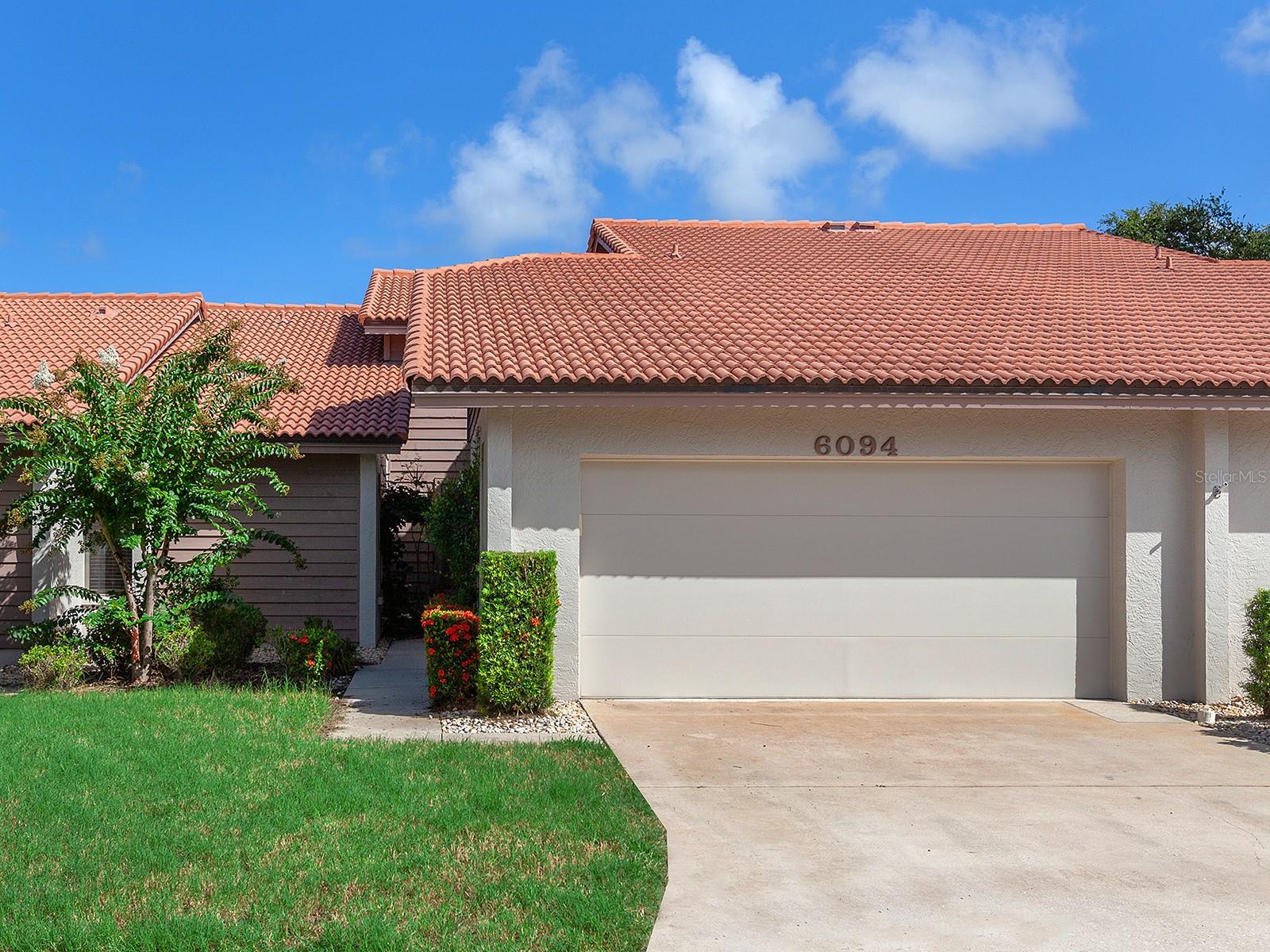 Details for 6094 Wilshire Boulevard 8, SARASOTA, FL 34238