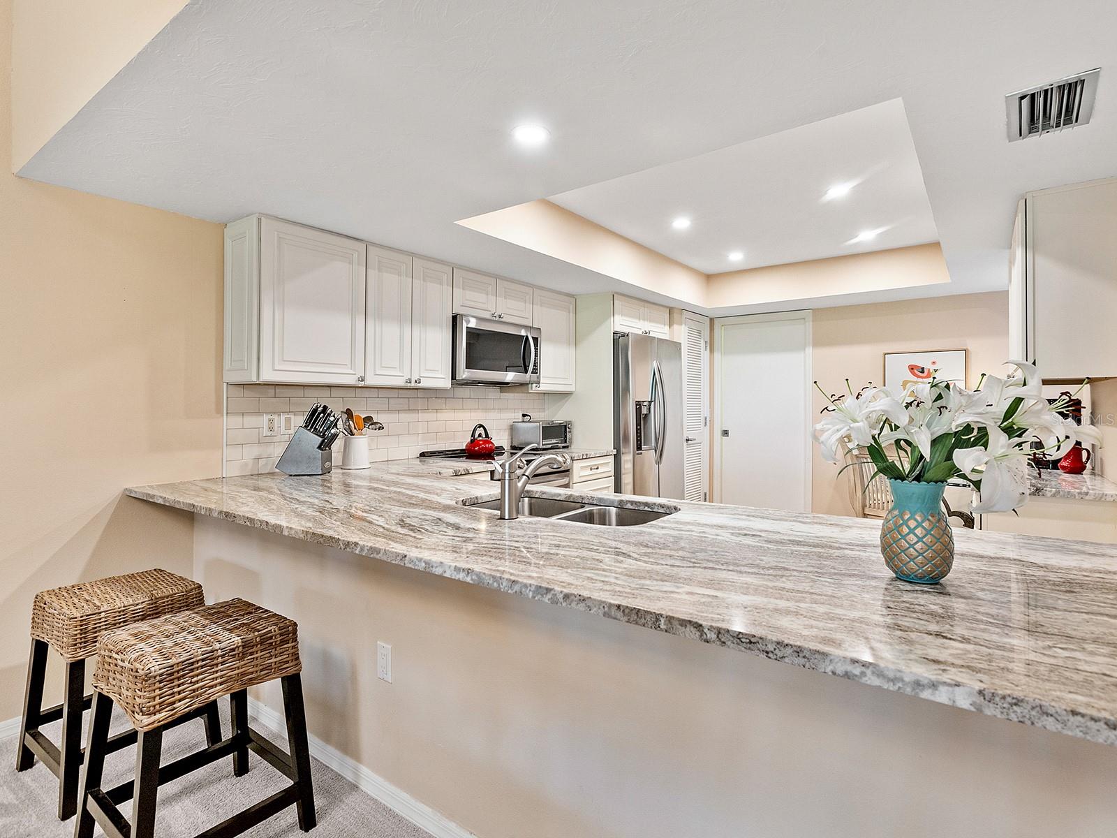 Image 12 of 36 For 6094 Wilshire Boulevard 8