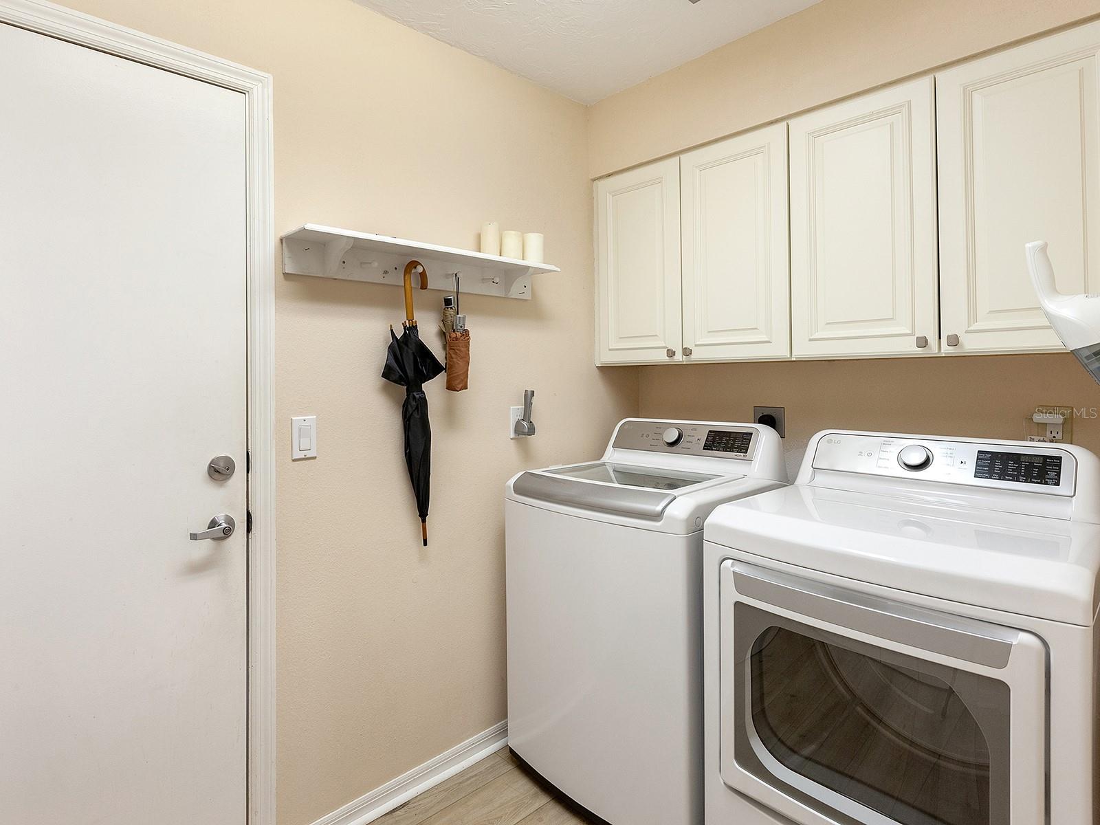 Image 17 of 36 For 6094 Wilshire Boulevard 8
