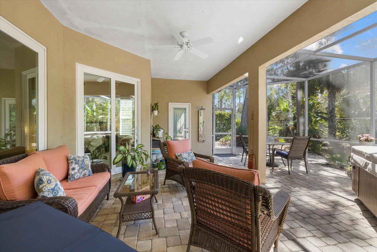 Listing photo id 24 for 5510 Palm Aire Drive