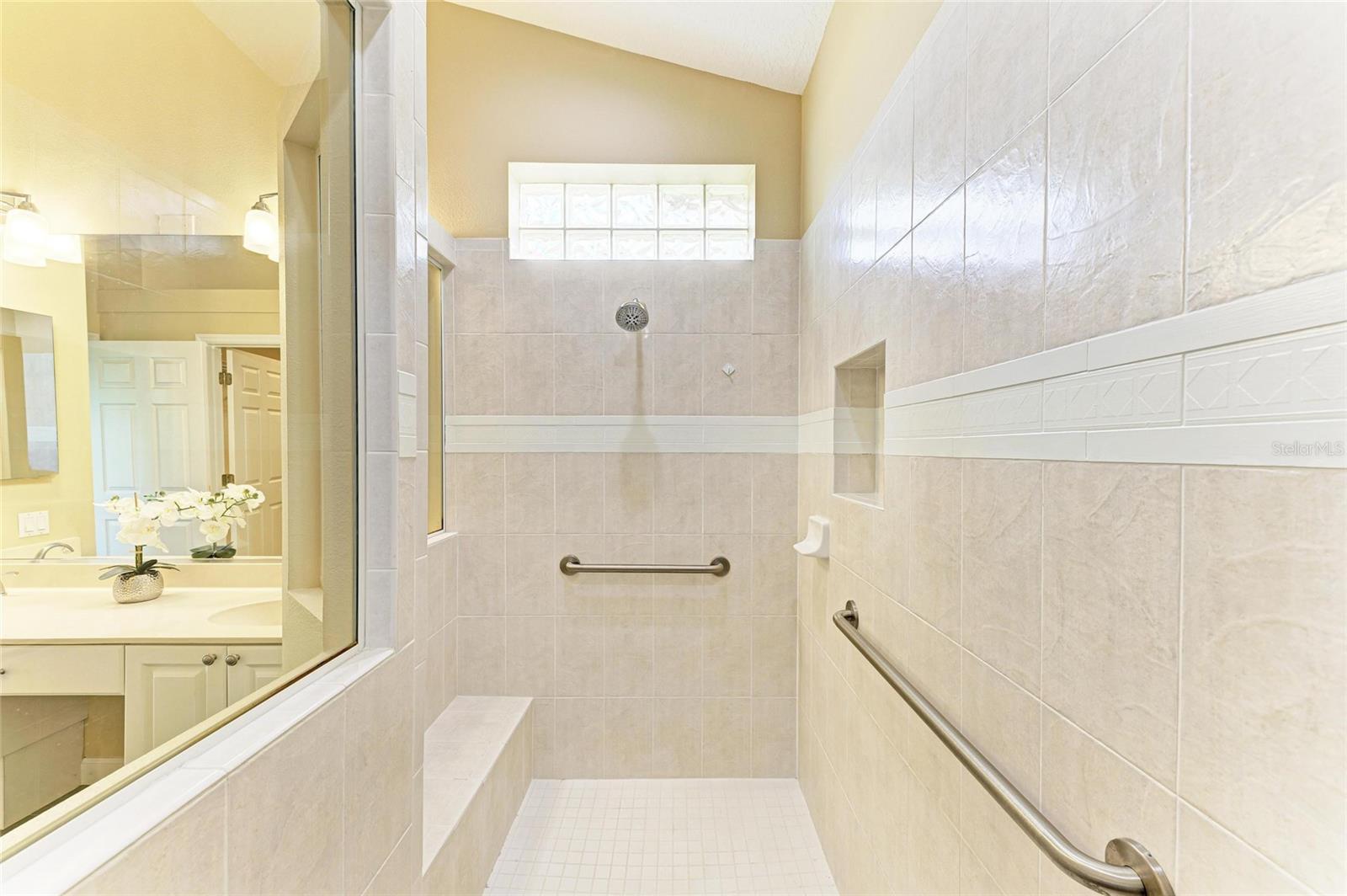 Image 42 of 98 For 5308 88th Street E
