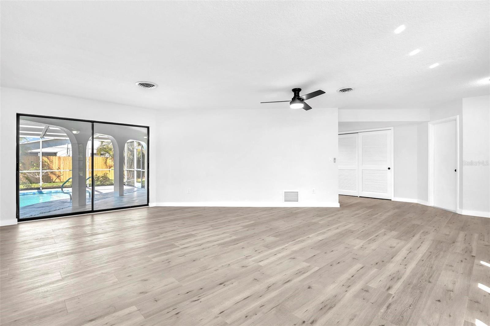 Image 7 of 36 For 2640 Geneva Road