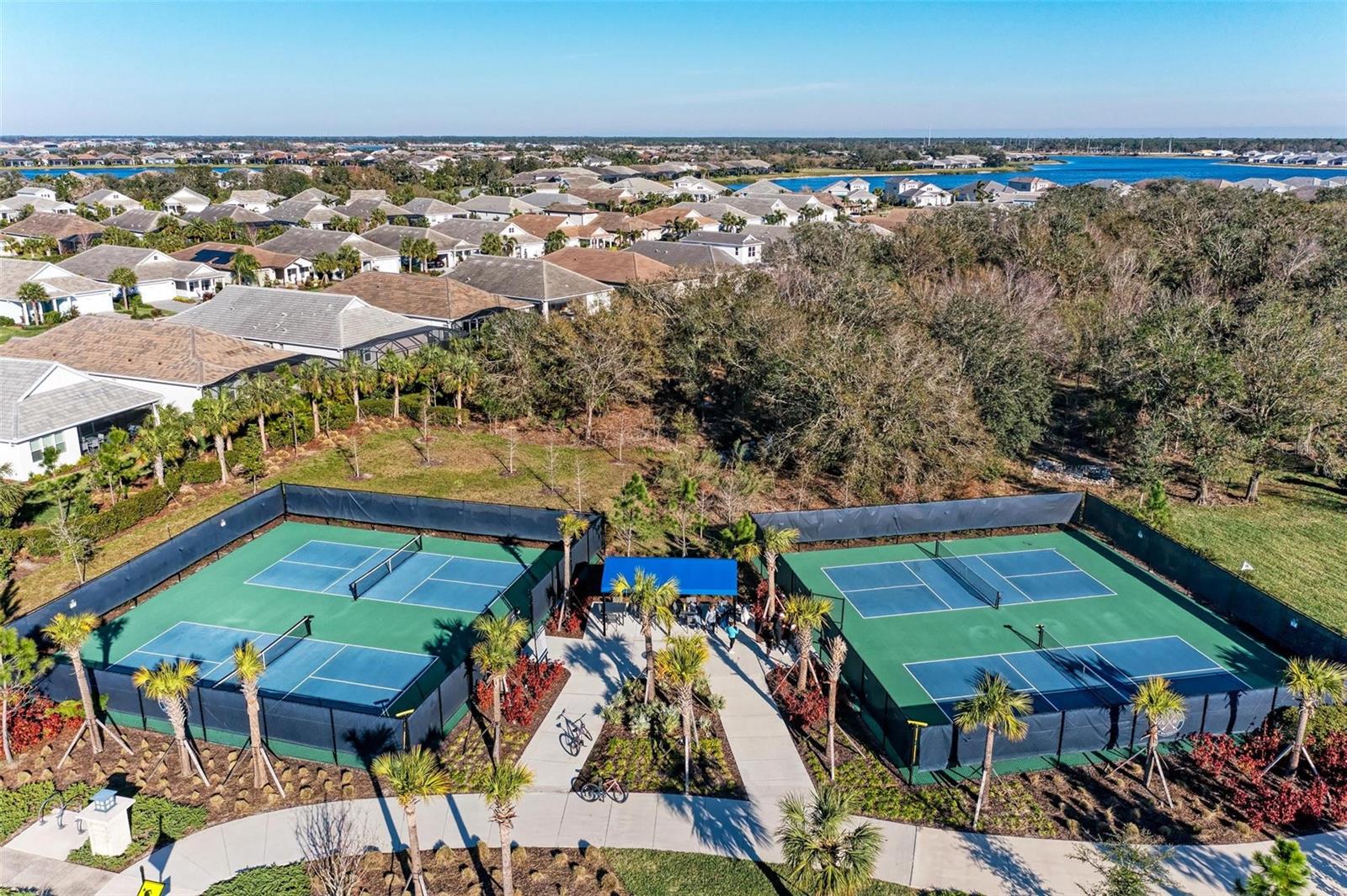 Image 44 of 47 For 995 Waterline Court