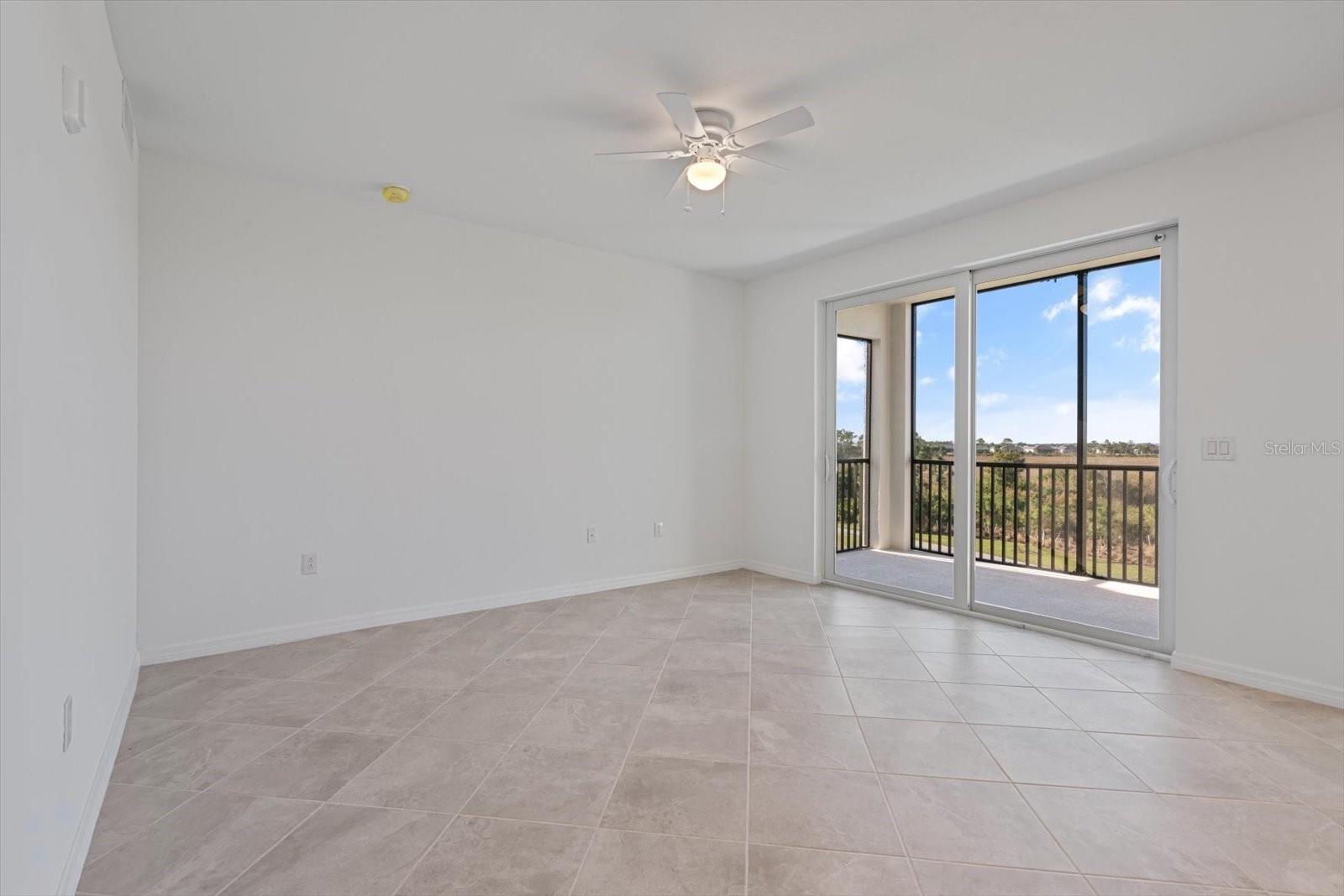 Image 14 of 42 For 12180 Wellen Golf Street 302