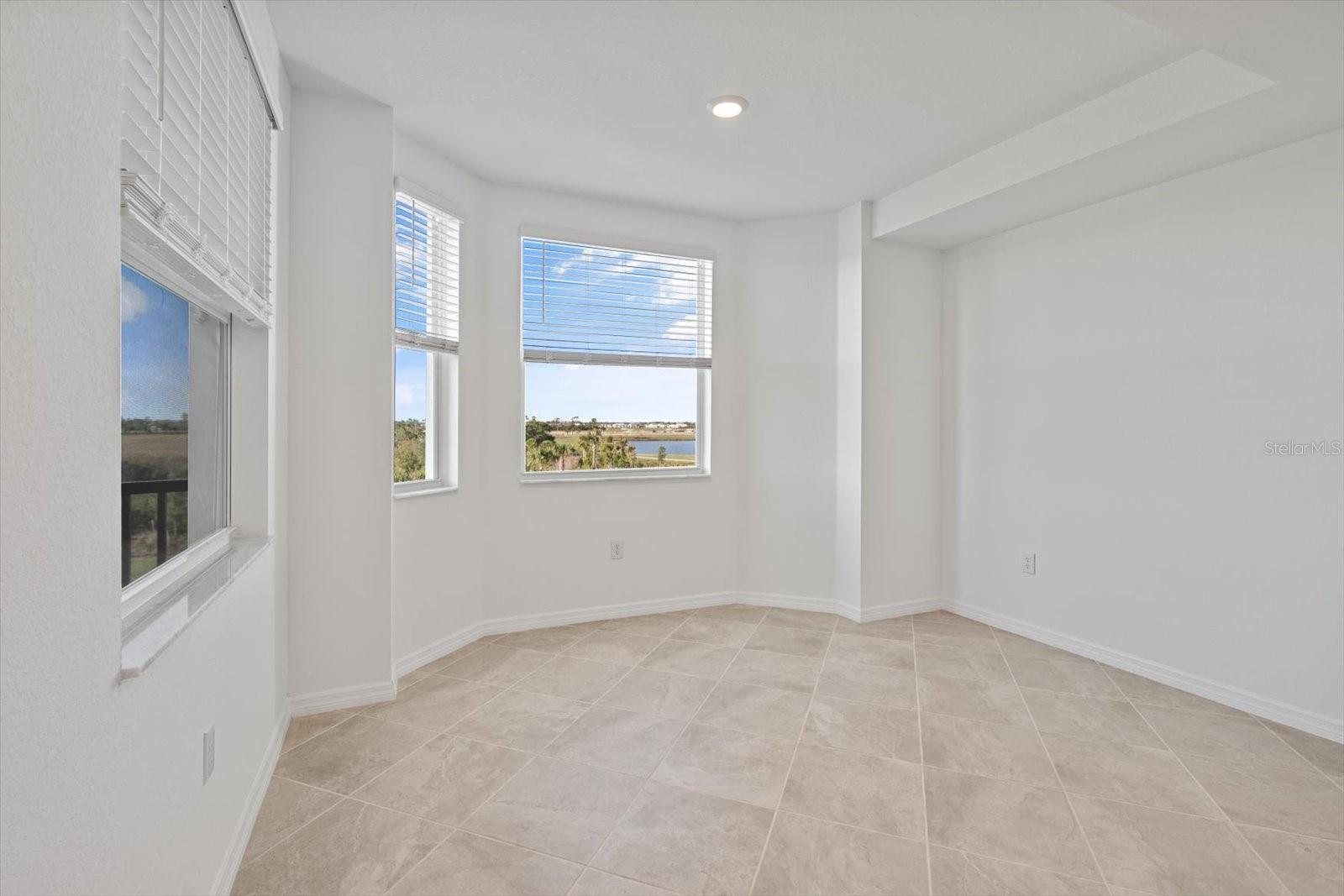 Image 15 of 42 For 12180 Wellen Golf Street 302