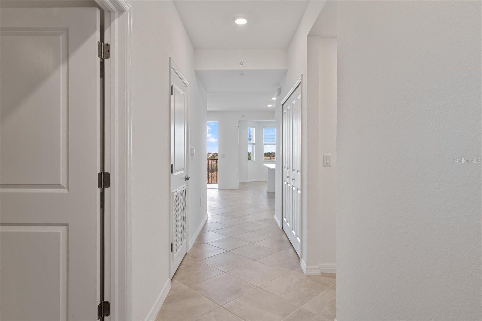 Image 3 of 42 For 12180 Wellen Golf Street 302