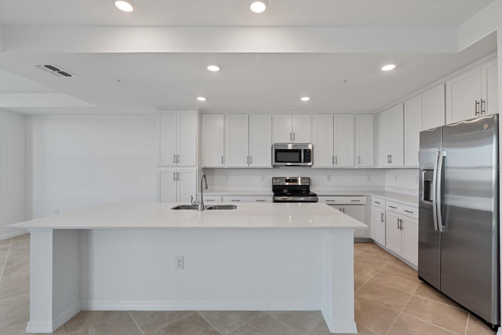 Image 6 of 42 For 12180 Wellen Golf Street 302