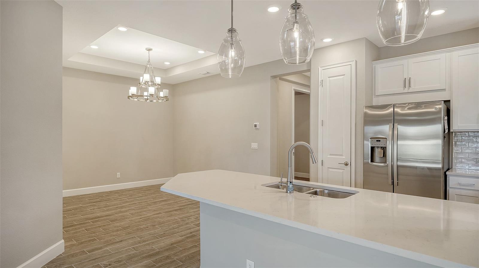 Image 11 of 56 For 6070 Mesa Glen