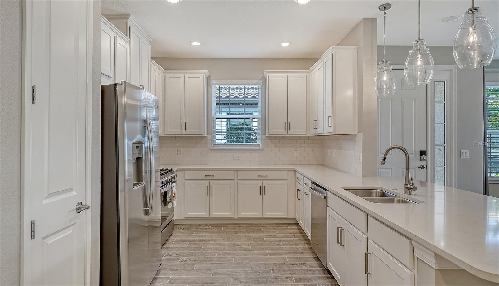 Image 12 of 56 For 6070 Mesa Glen