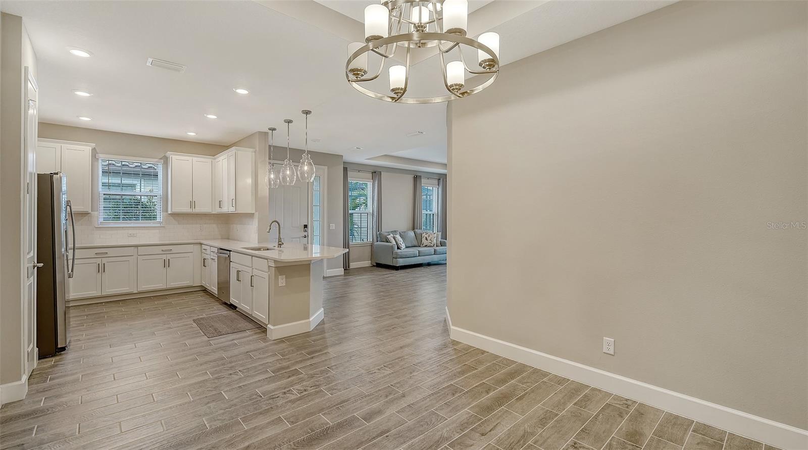 Image 16 of 56 For 6070 Mesa Glen