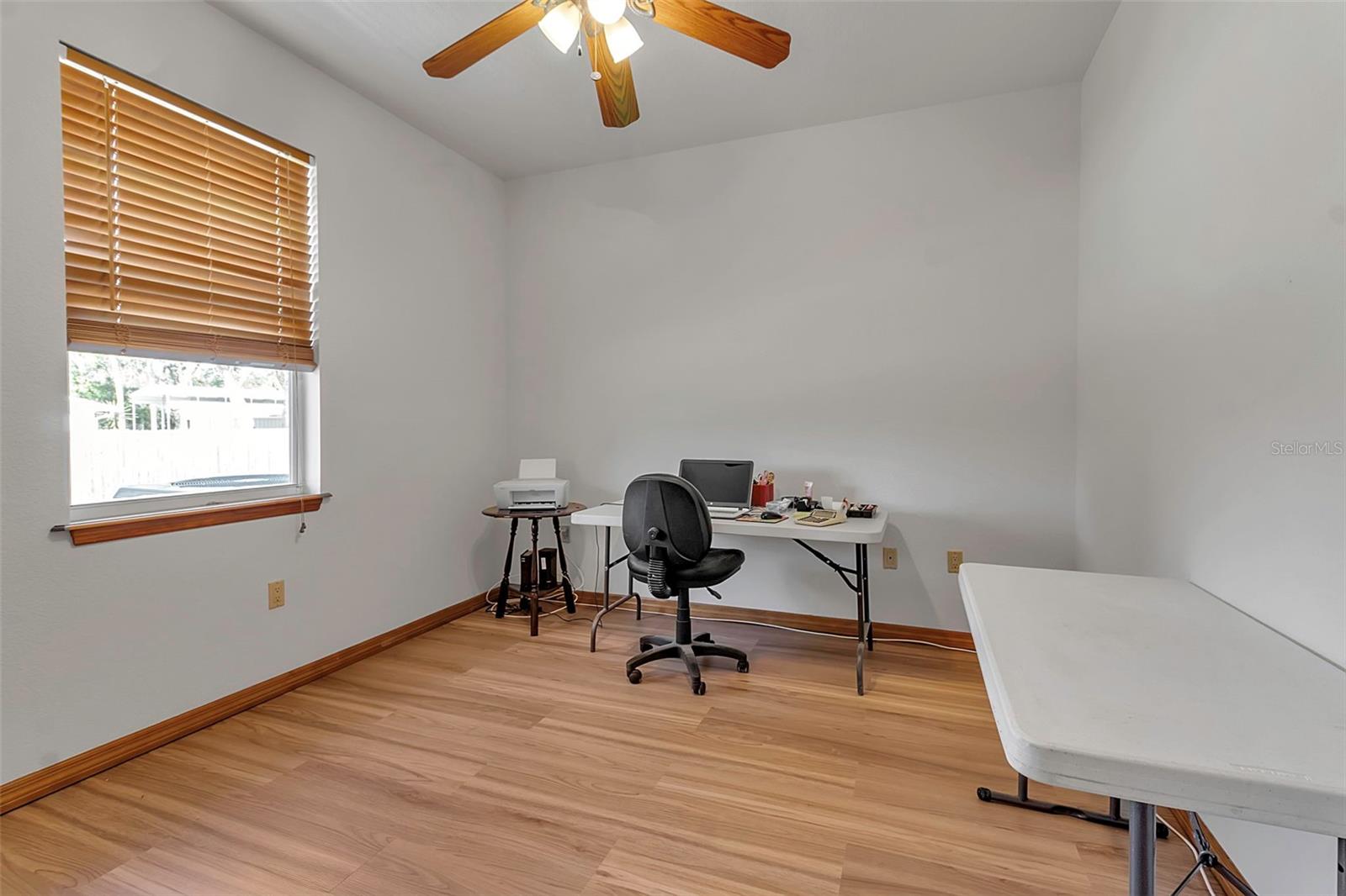 Image 18 of 43 For 6510 24th Avenue E