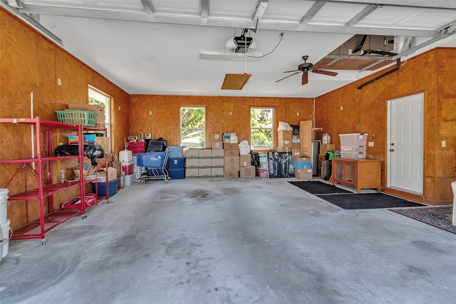Image 26 of 43 For 6510 24th Avenue E