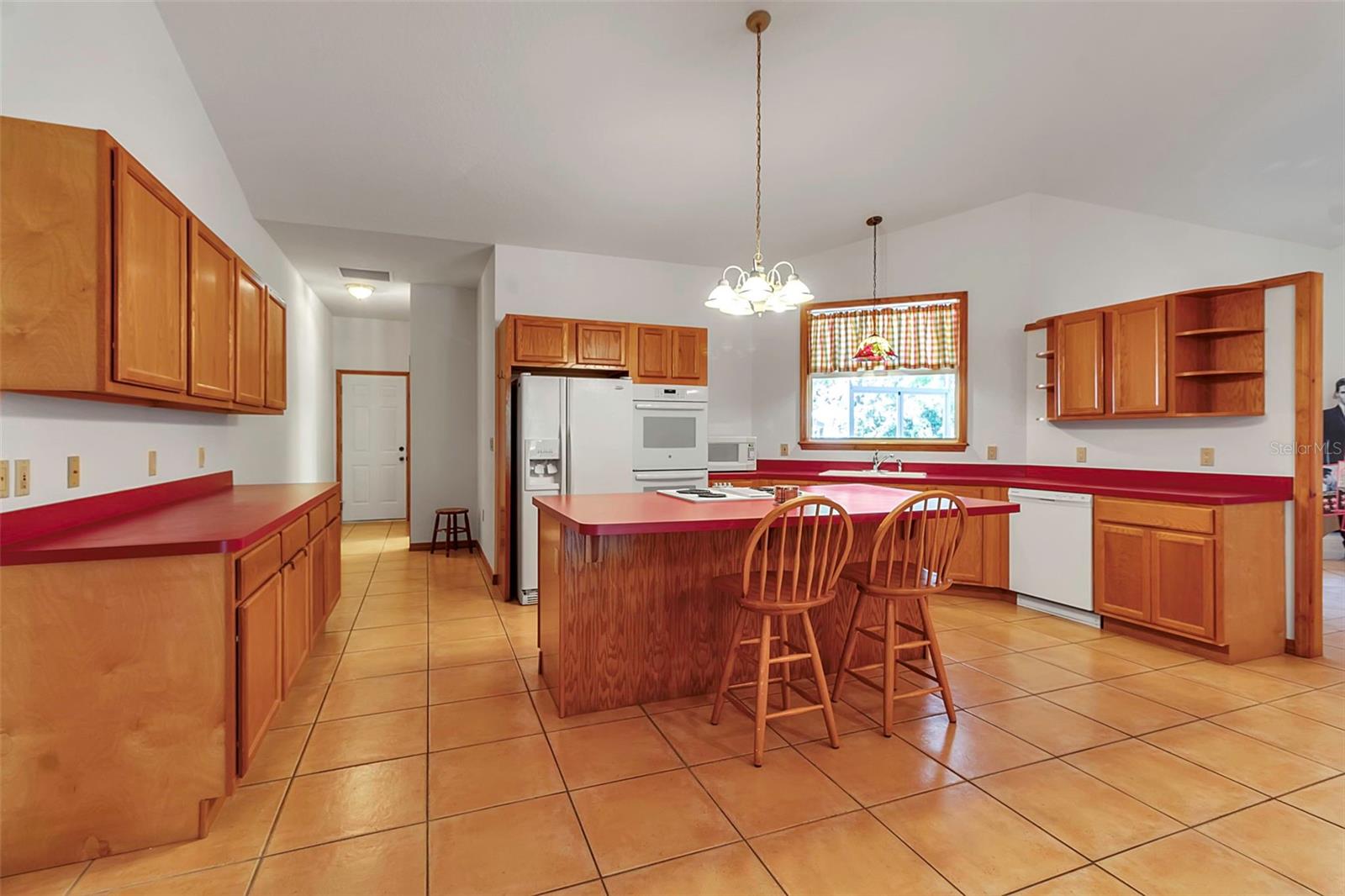 Image 5 of 43 For 6510 24th Avenue E