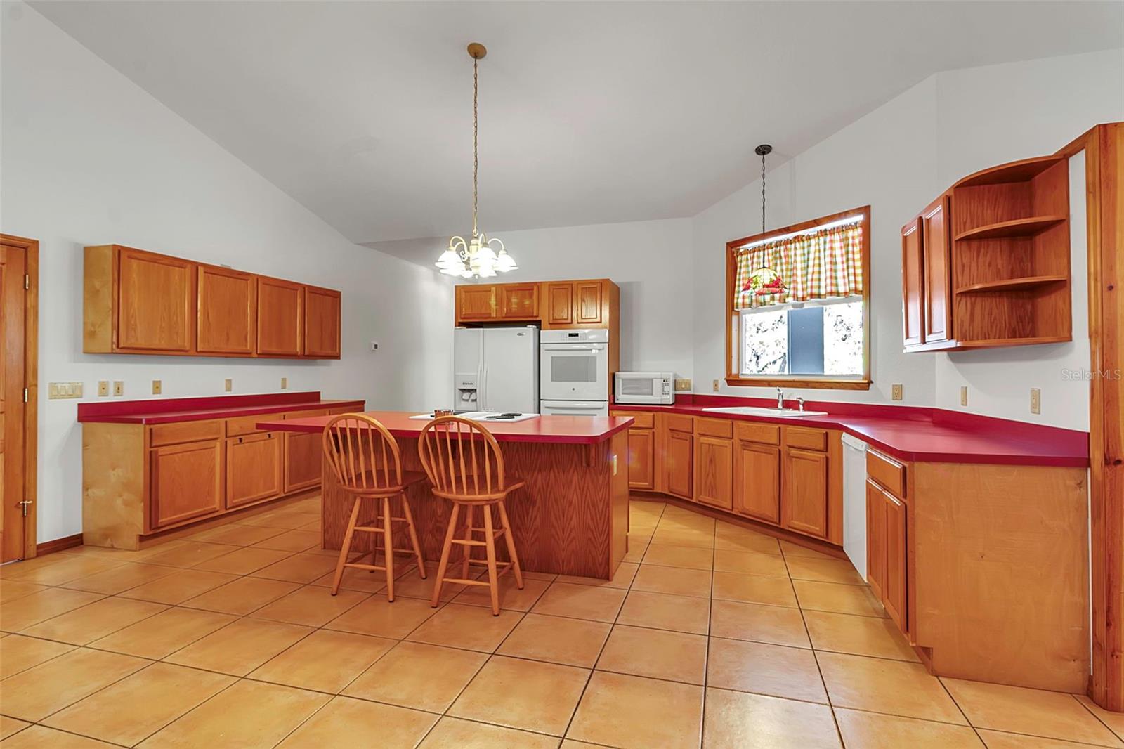 Image 6 of 43 For 6510 24th Avenue E