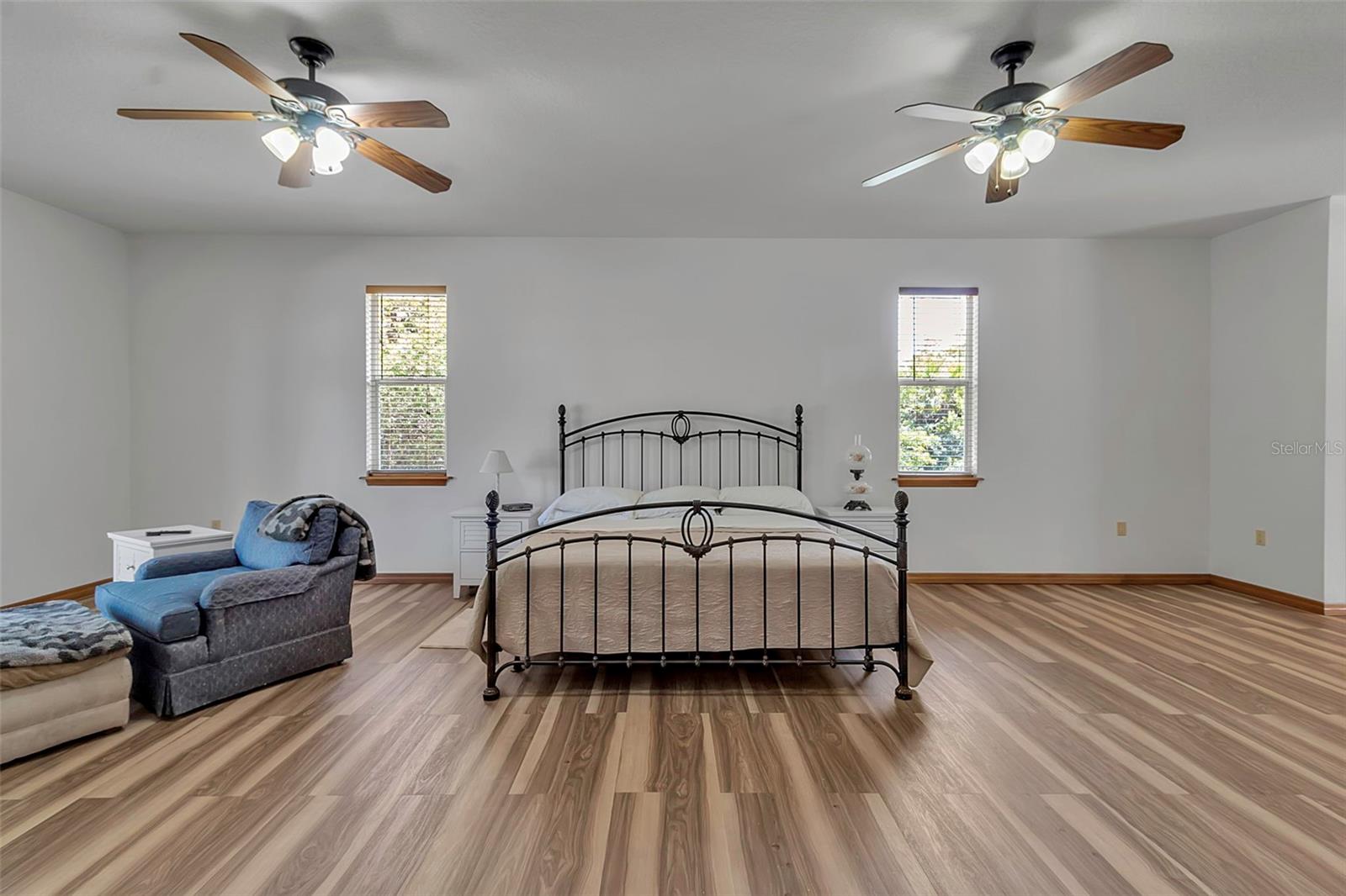 Image 9 of 43 For 6510 24th Avenue E