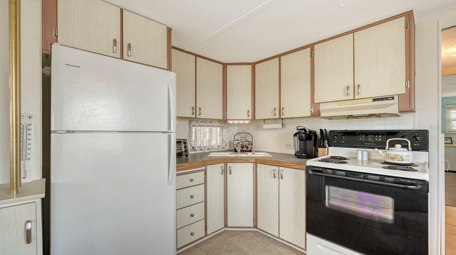 Image 22 of 45 For 192 Southwinds Drive