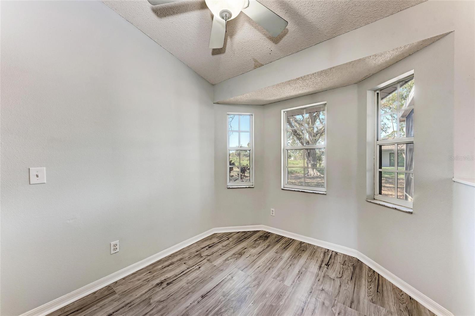 Image 12 of 36 For 1761 Shevlin Street