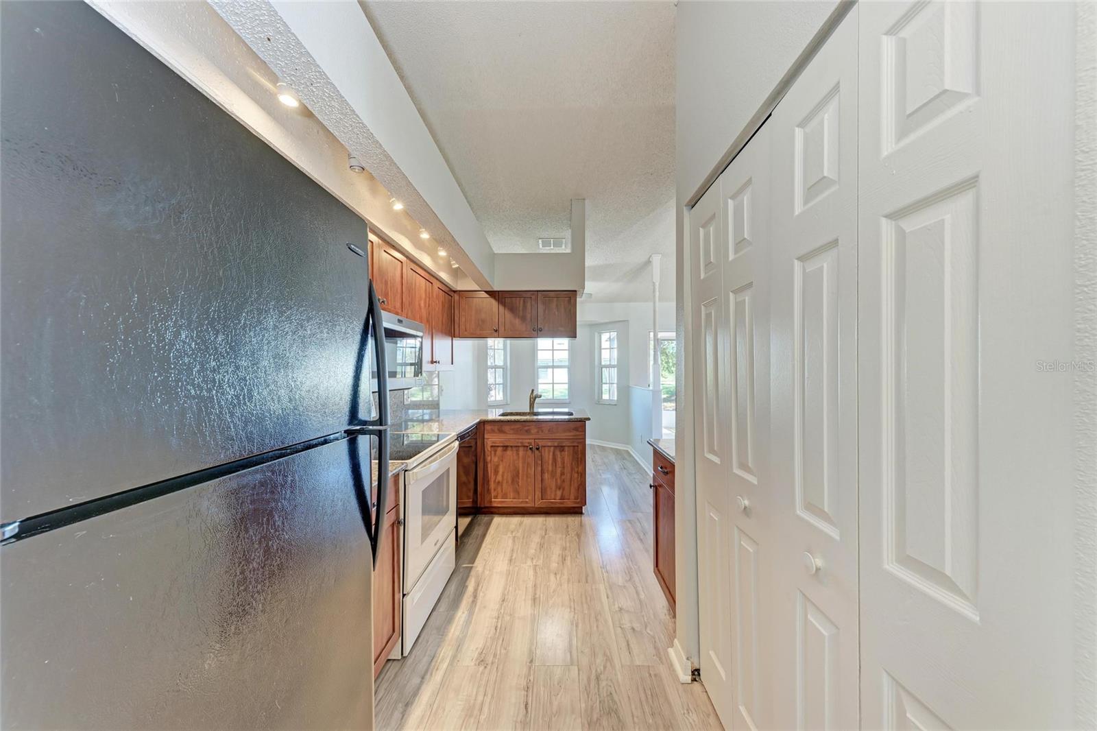 Image 17 of 36 For 1761 Shevlin Street