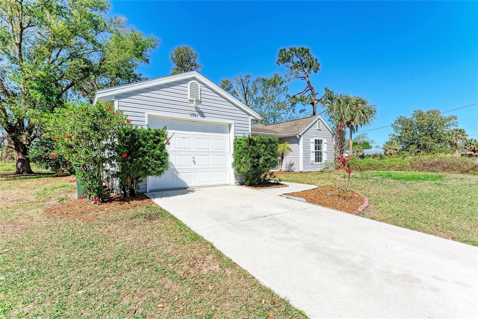 Image 3 of 36 For 1761 Shevlin Street