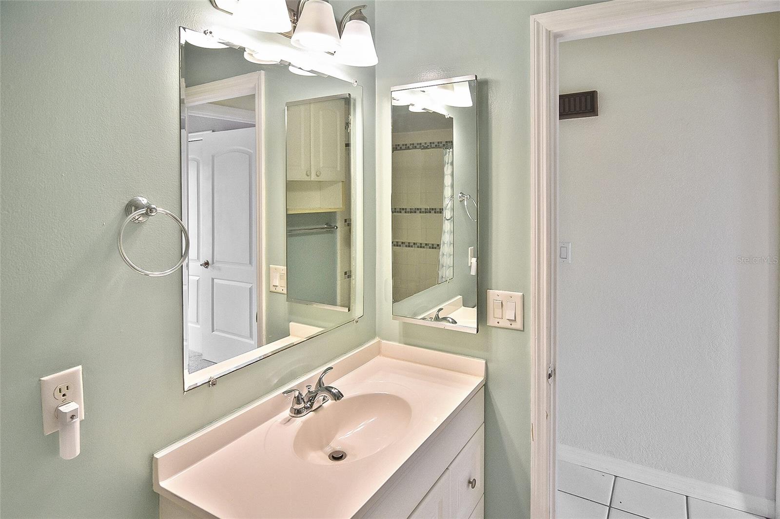 Image 19 of 26 For 6023 Mayberry Avenue