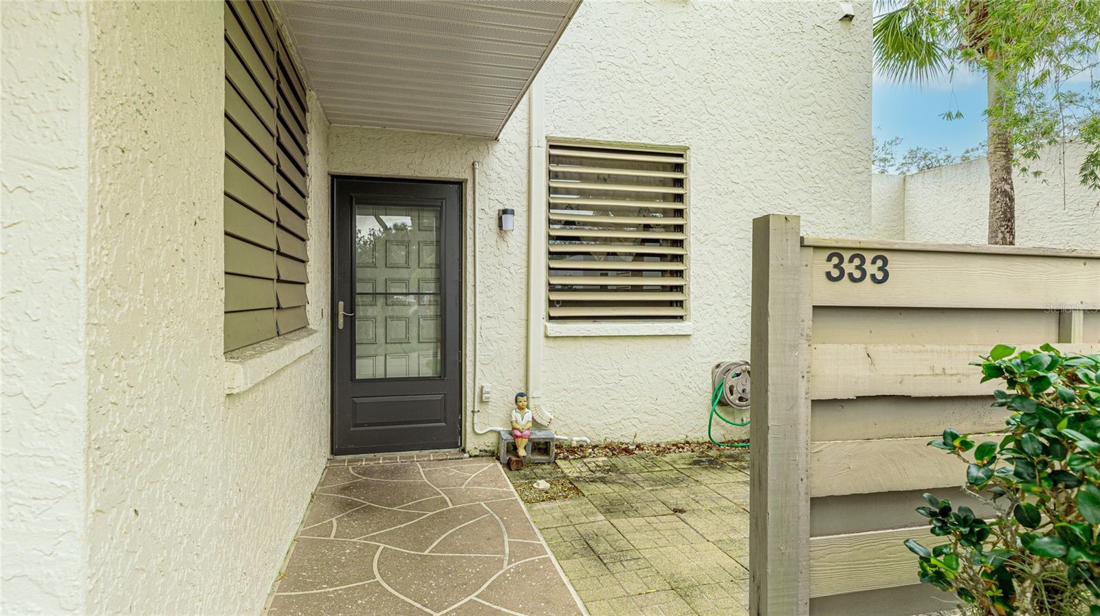 Image 4 of 45 For 333 Springdale Drive 333